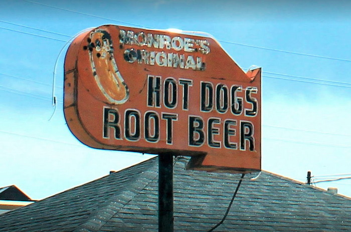 Monroes Original Hot Dog - FROM WEB SITE